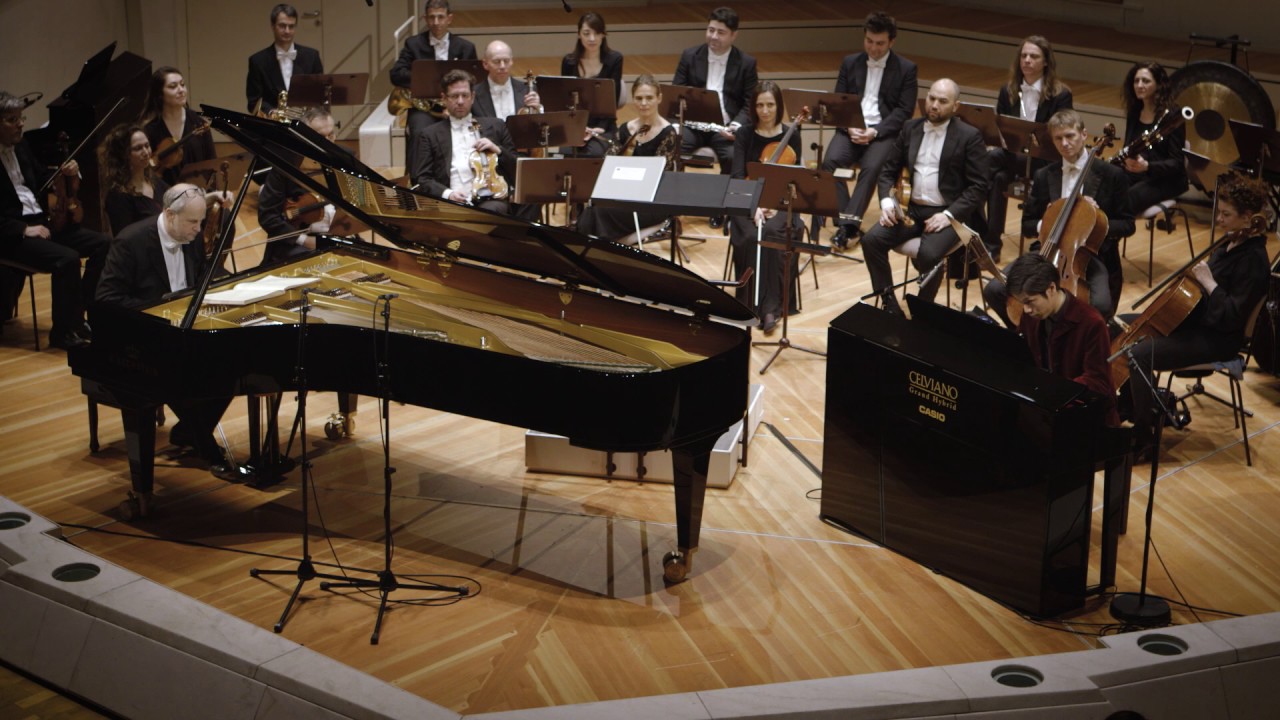 CASIO Grand Hybrid Piano live in the Berlin Philharmonie